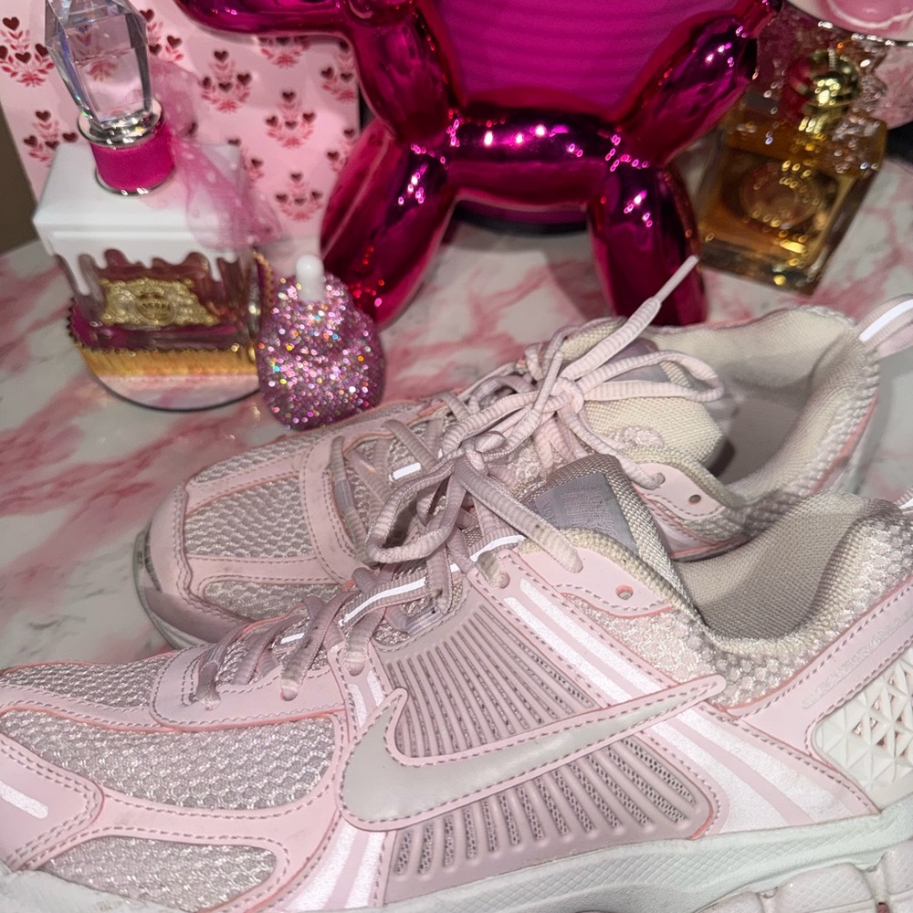 Nike Women's Light Pink Sneakers